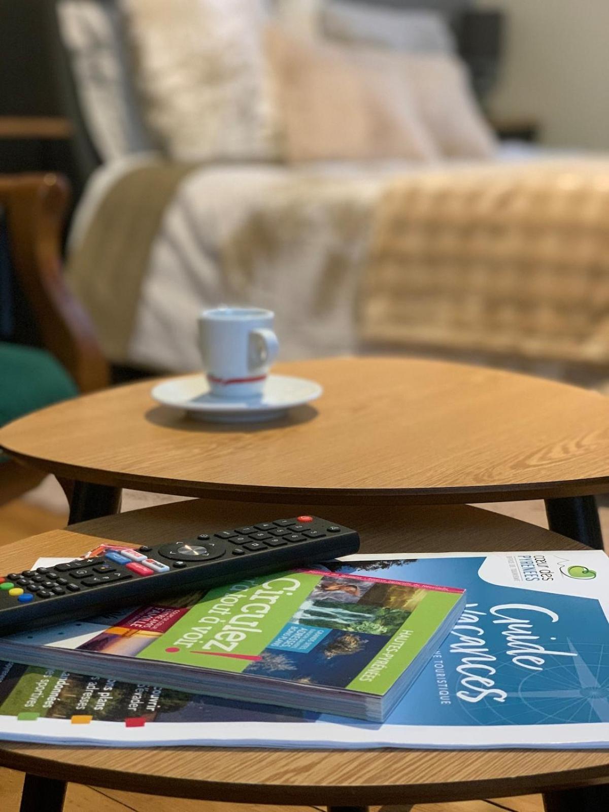 Pyrene Holidays - Heracles - Residence Paisible A 6Mn A Pied Des Thermes Bagnères-de-Bigorre Rum bild